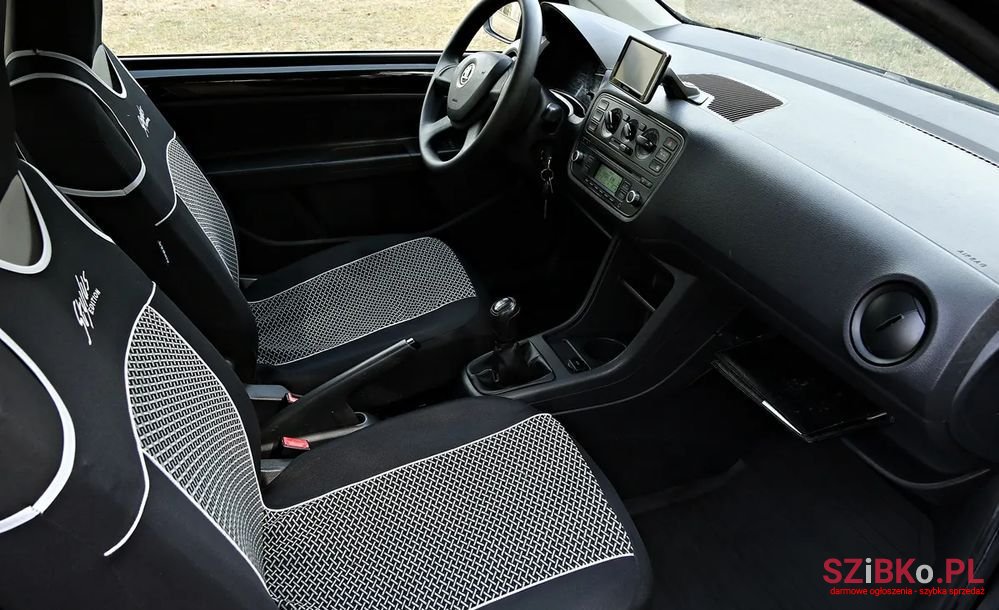 2013' Skoda Citigo 1.0 Active photo #6
