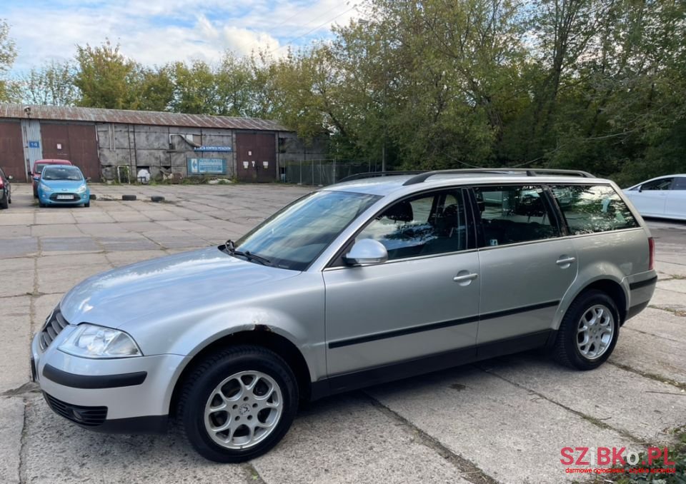 2005' Volkswagen Passat photo #3