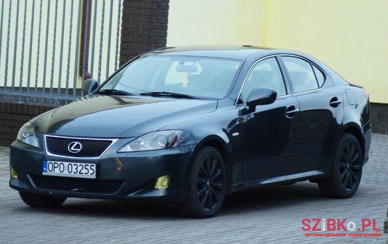 2007' Lexus is220d photo #1