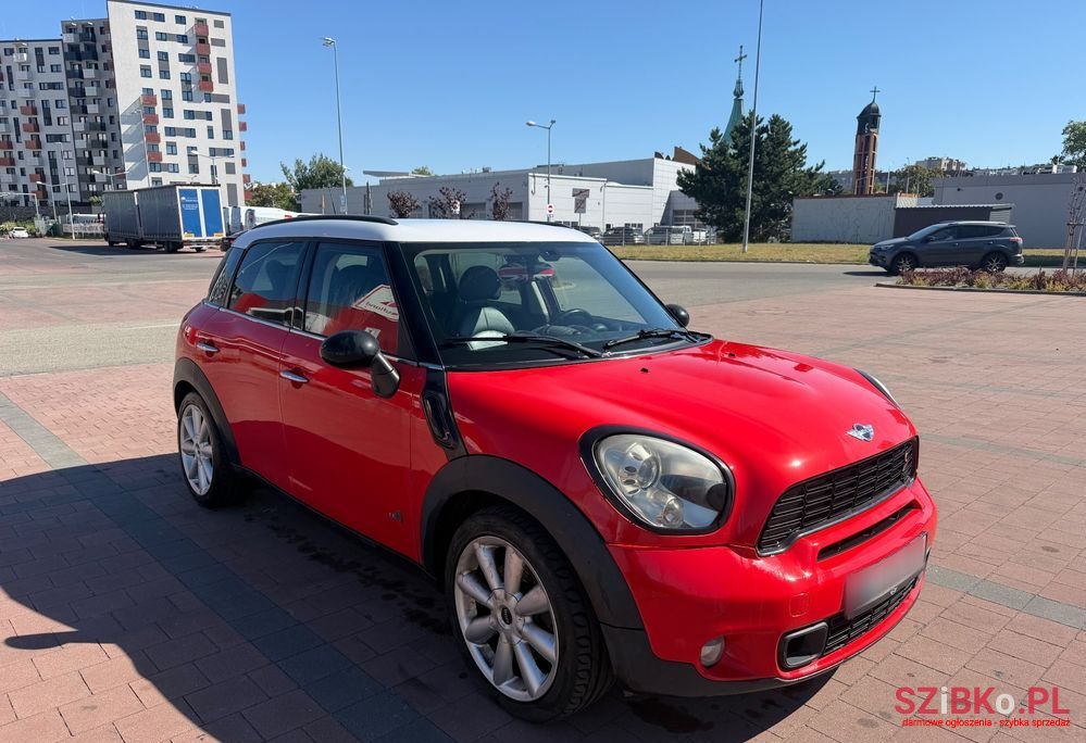2011' MINI Countryman photo #3