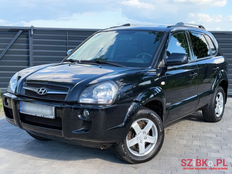2009' Hyundai Tucson photo #3