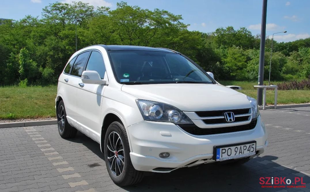 2010' Honda CR-V photo #2