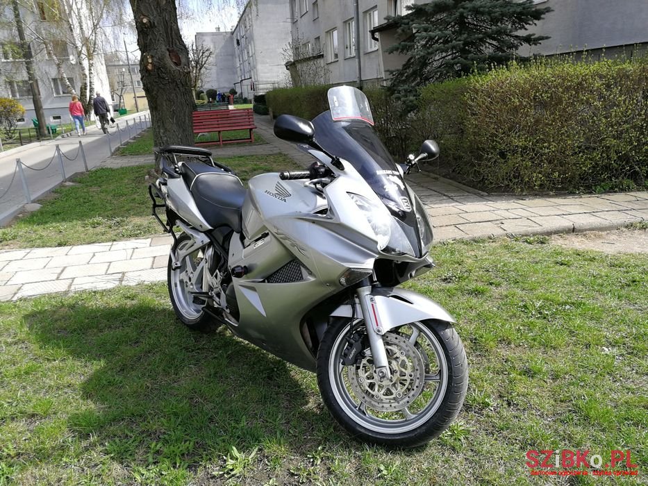 2002' Honda photo #1