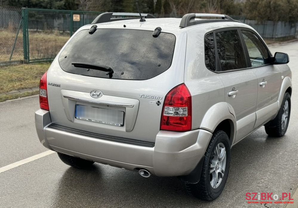 2009' Hyundai Tucson photo #4