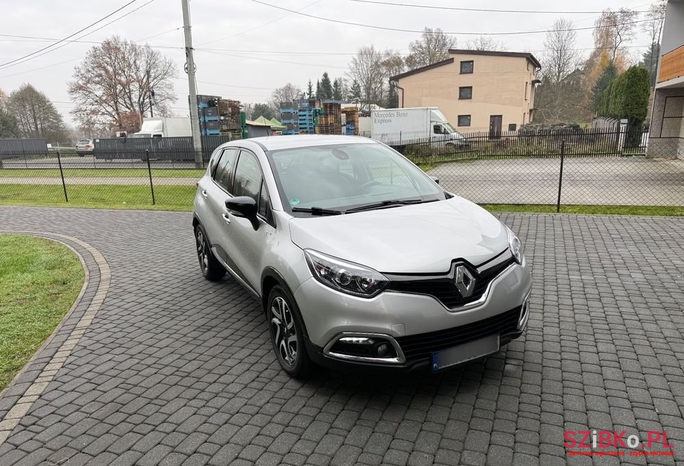 2015' Renault Captur photo #1