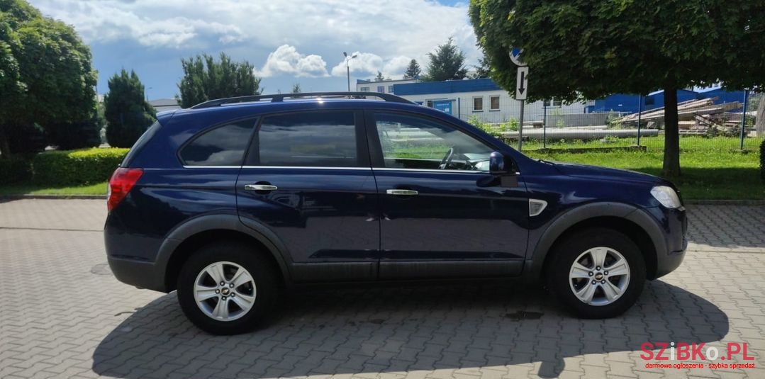 2008' Chevrolet Captiva photo #6