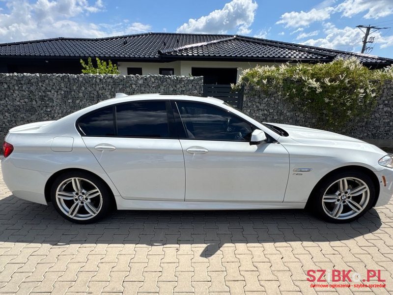 2012' BMW 5 Series 535I Xdrive photo #5