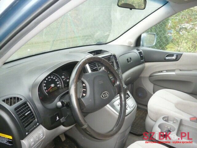 2007' Kia Carnival photo #3
