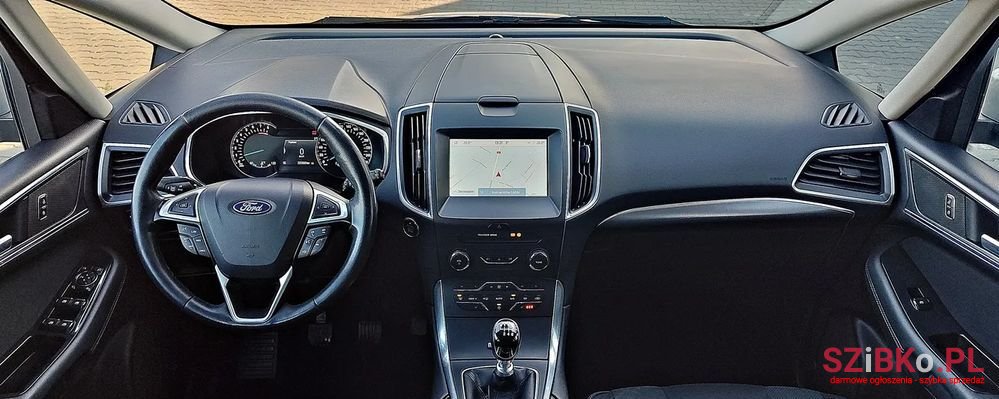 2017' Ford S-Max photo #5