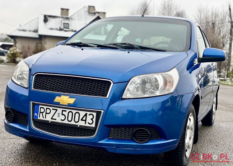 2010' Chevrolet Aveo photo #1