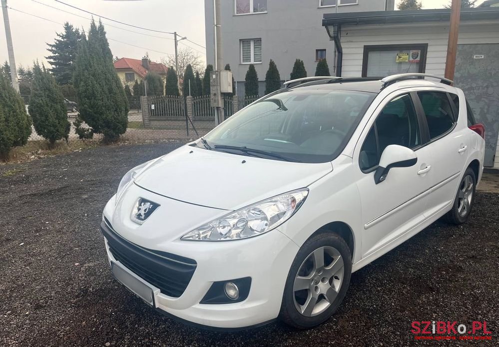 2011' Peugeot 207 1.6 Premium photo #2