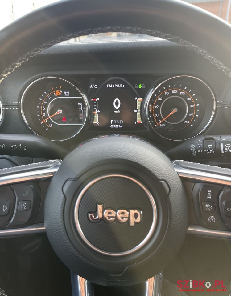 2021' Jeep Wrangler photo #6