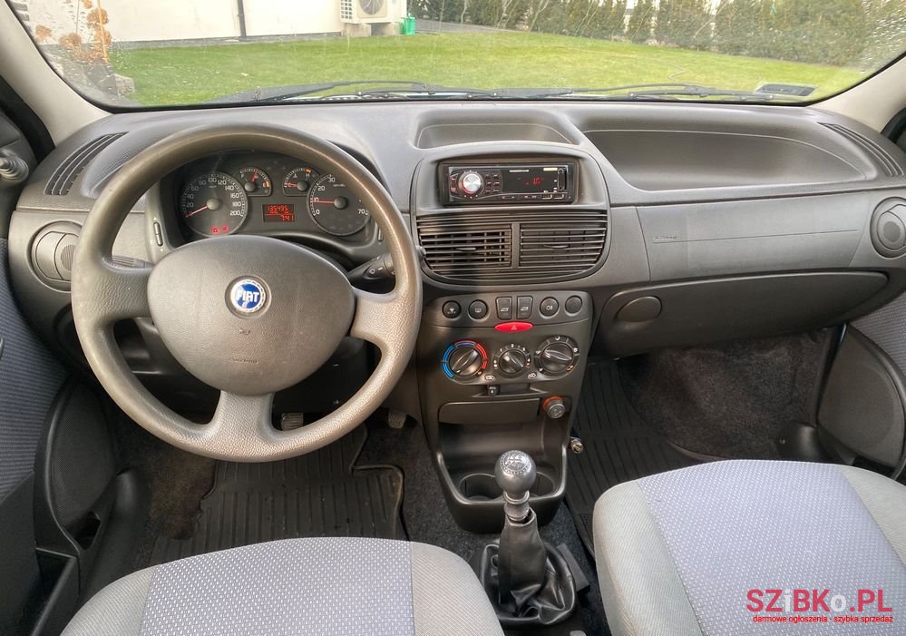 2004' Fiat Punto 1.2 8V photo #5