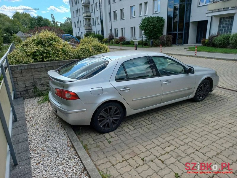 2005' Renault Laguna photo #5