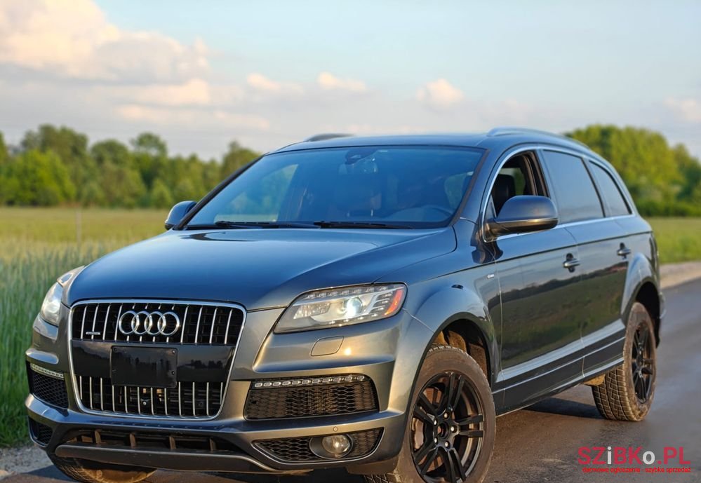 2015' Audi Q7 photo #2