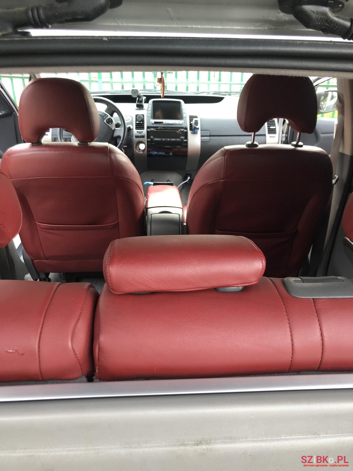 2008' Toyota Prius photo #5