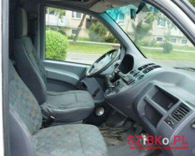 2002' Mercedes-Benz VITO photo #3