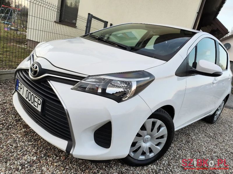 2015' Toyota Yaris photo #3
