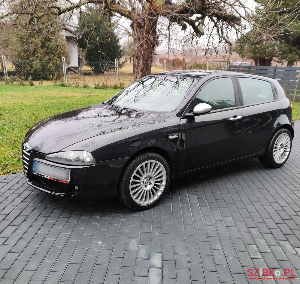 2007' Alfa Romeo 147 photo #1