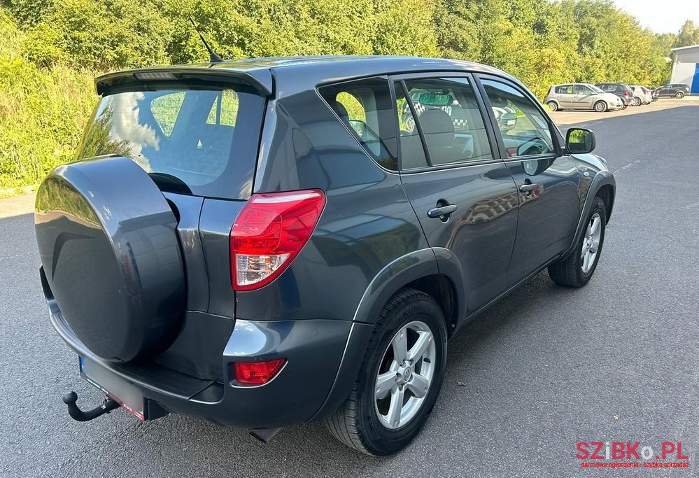 2006' Toyota RAV4 photo #4