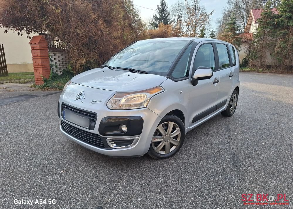 2009' Citroen C3 Picasso photo #2