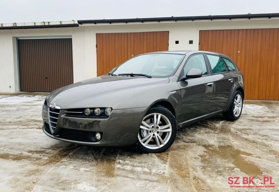 2010' Alfa Romeo 159 photo #1