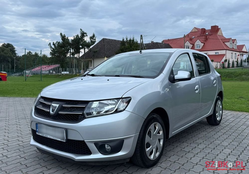 2014' Dacia Sandero photo #4