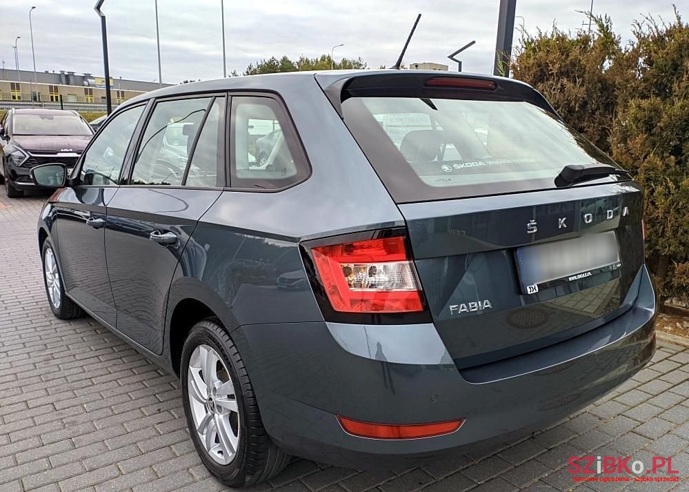 2020' Skoda Fabia photo #5