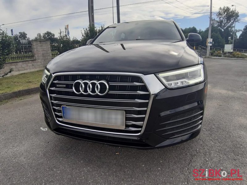 2016' Audi Q3 S Tronic photo #4