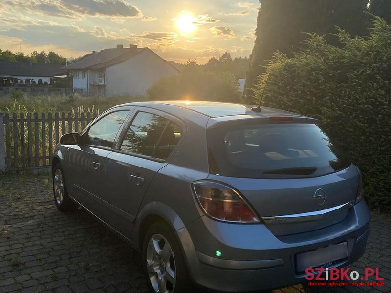 2007' Opel Astra photo #3