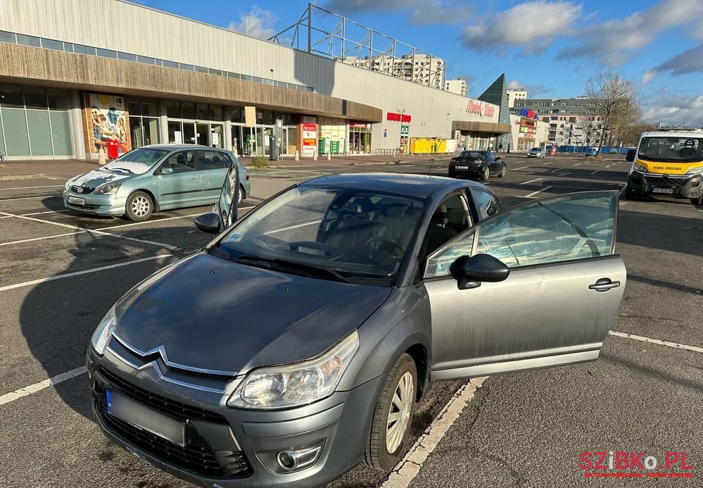 2010' Citroen C4 photo #1