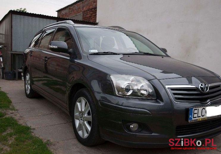 2007' Toyota Avensis photo #2
