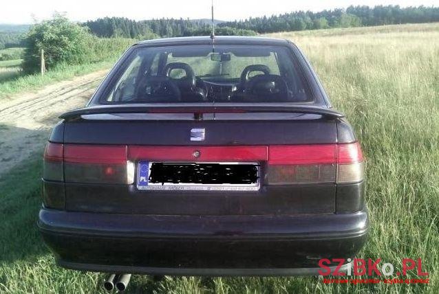 1999' SEAT Toledo photo #1