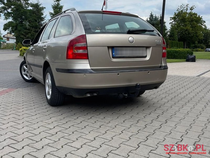 2006' Skoda Octavia photo #2