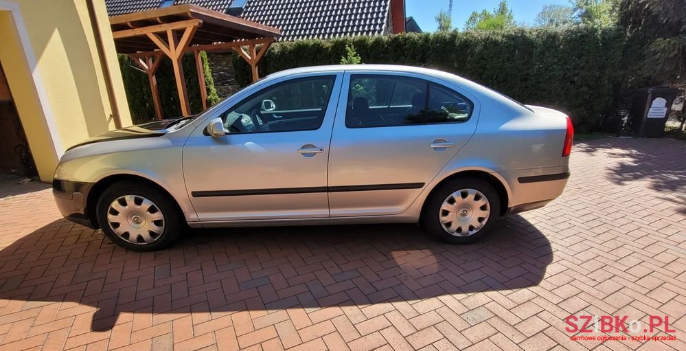 2007' Skoda Octavia 1.6 Fsi Elegance photo #3