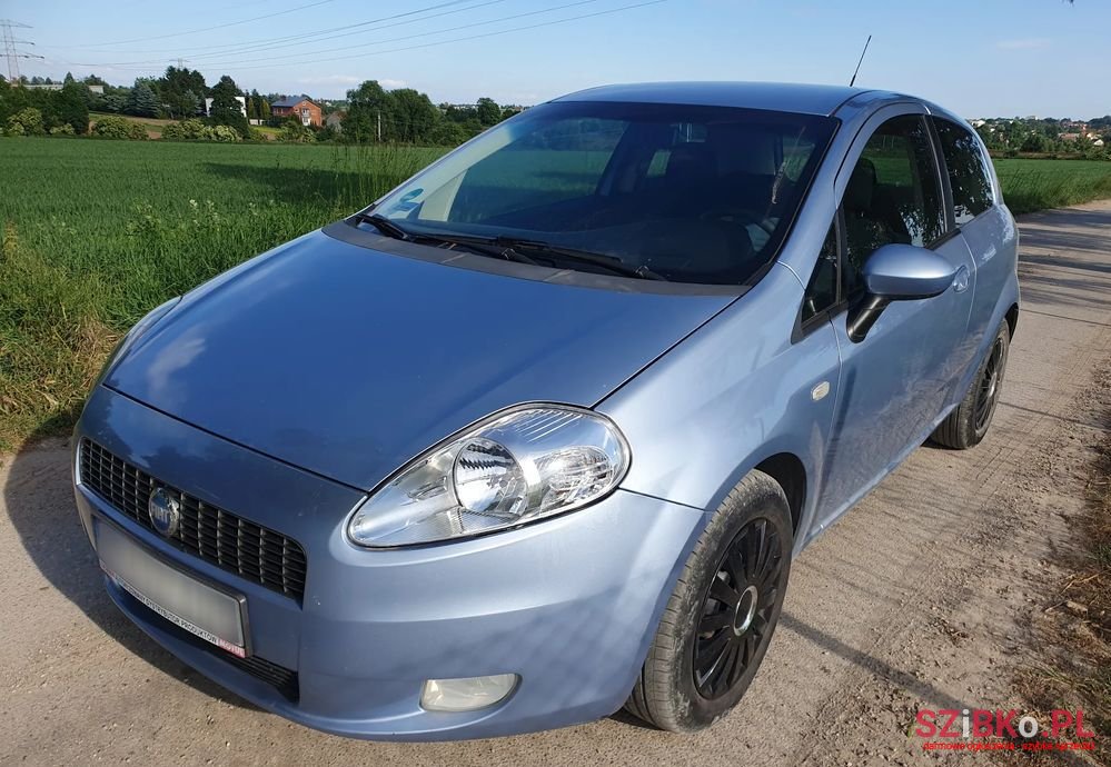 2006' Fiat Grande Punto 1.4 8V photo #1