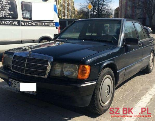 1991' Mercedes-Benz 190 photo #1