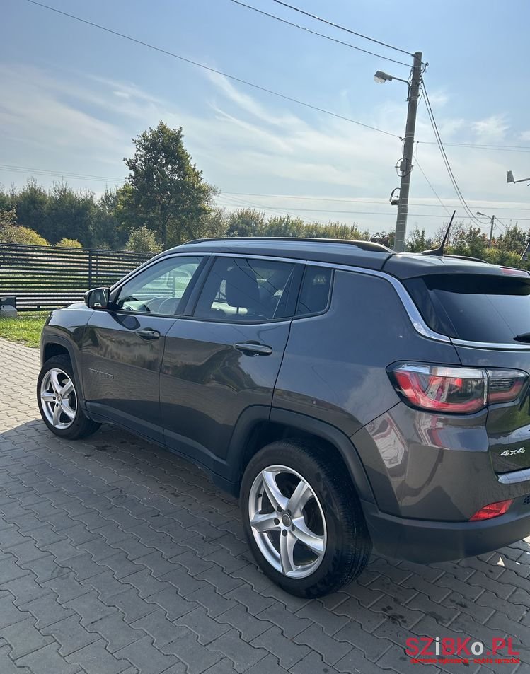 2017' Jeep Compass photo #3