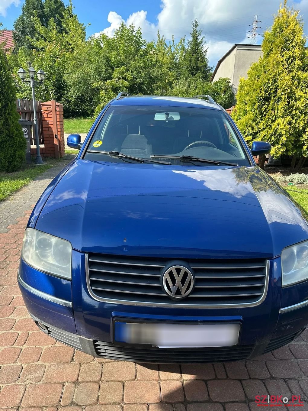 2001' Volkswagen Passat photo #2