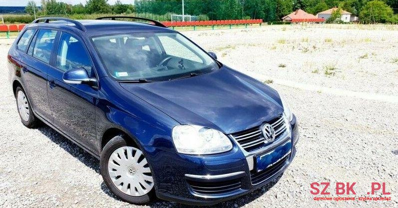 2008' Volkswagen Golf photo #1