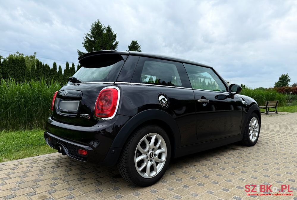 2015' MINI Cooper S Sport photo #3
