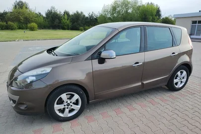 2010' Renault Scenic
