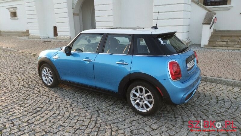 2015' MINI Cooper photo #3