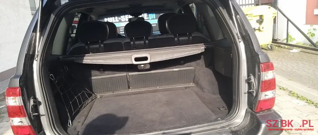 2003' Jeep Grand Cherokee photo #3