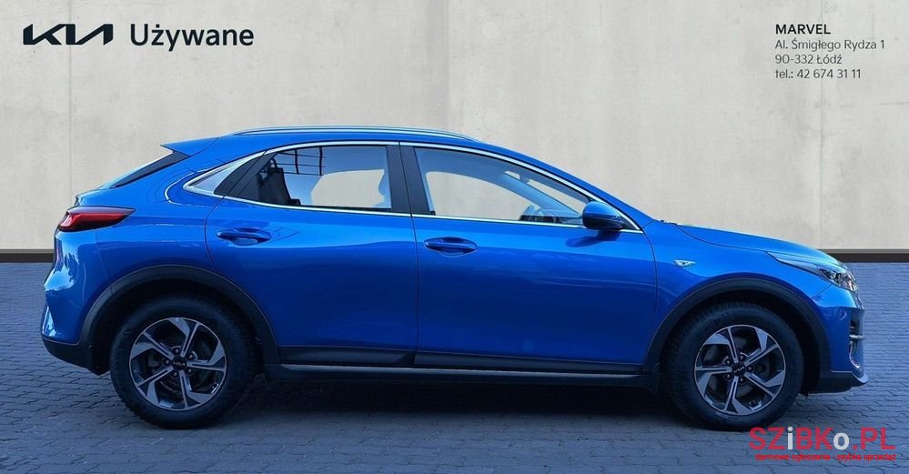 2022' Kia XCeed photo #4