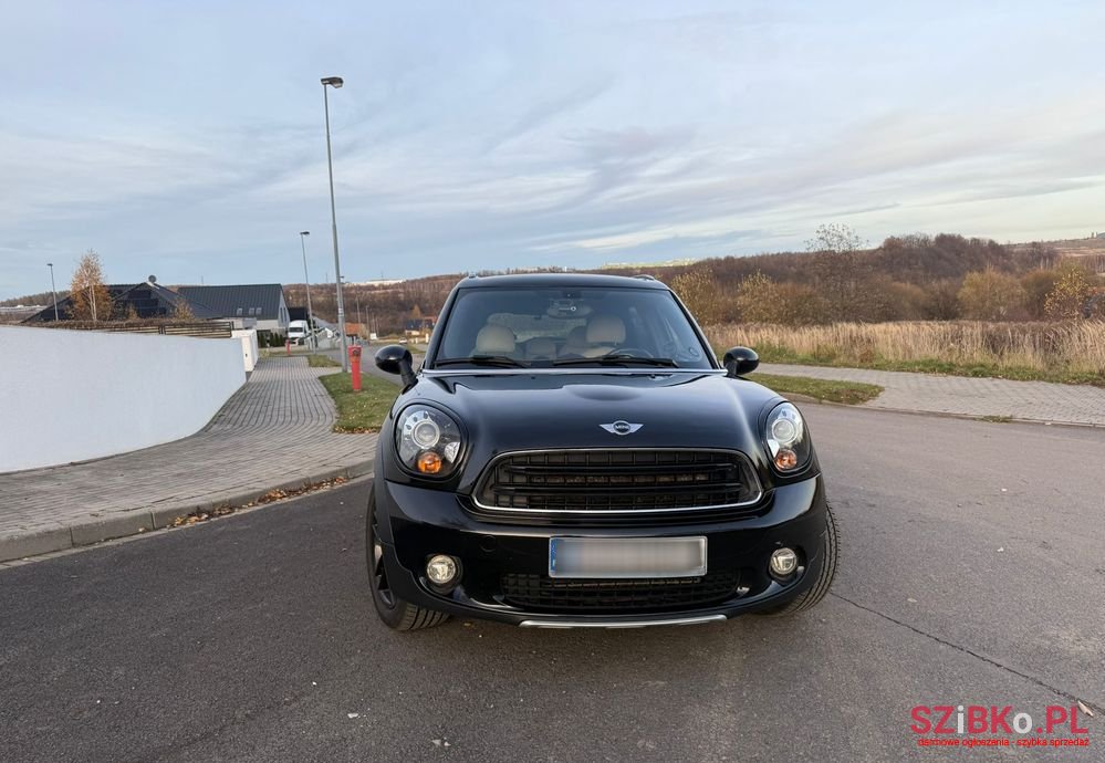 2016' MINI Cooper D photo #2