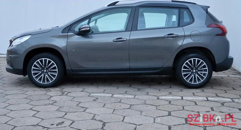 2016' Peugeot 2008 photo #2