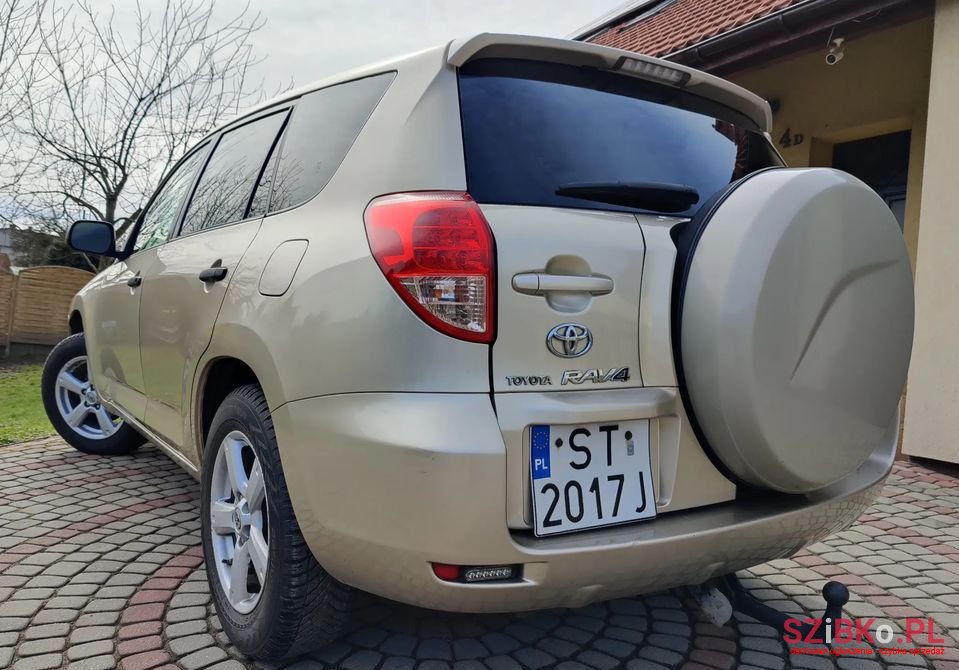 2007' Toyota RAV4 photo #5