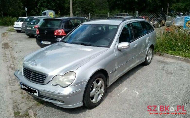 2002' Mercedes-Benz Klasa C photo #1