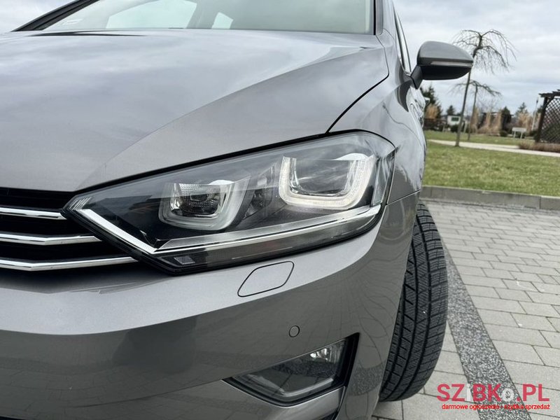 2015' Volkswagen Golf Sportsvan photo #4